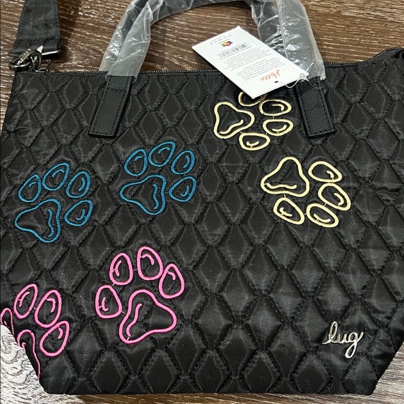 NWT lug sprinkler crossbody bag Paws Black Quilted - Picture 4 of 12